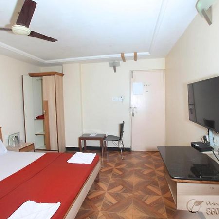 Hotel S R M Central Park Madras Buitenkant foto