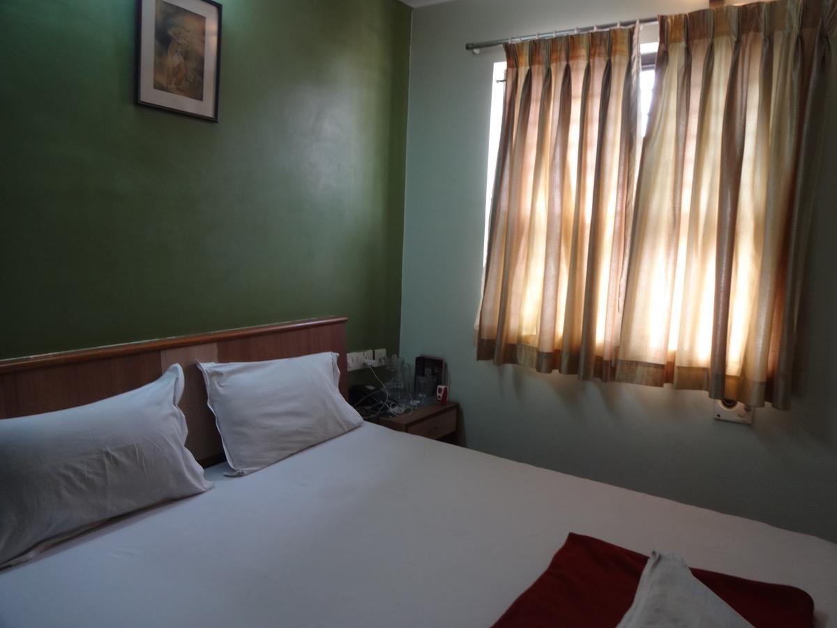 Hotel S R M Central Park Madras Buitenkant foto