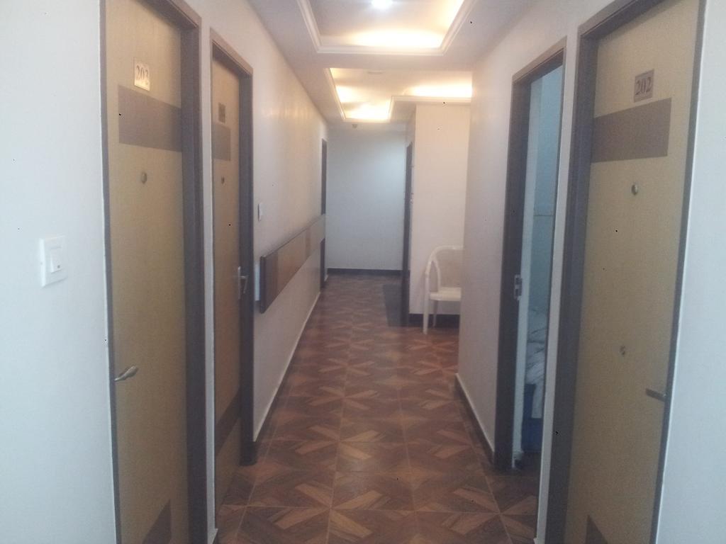 Hotel S R M Central Park Madras Buitenkant foto
