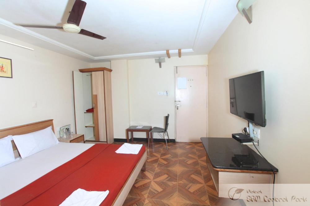 Hotel S R M Central Park Madras Buitenkant foto